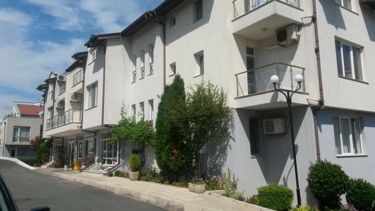 Menada Apolon Apartments Sozopol Extérieur photo