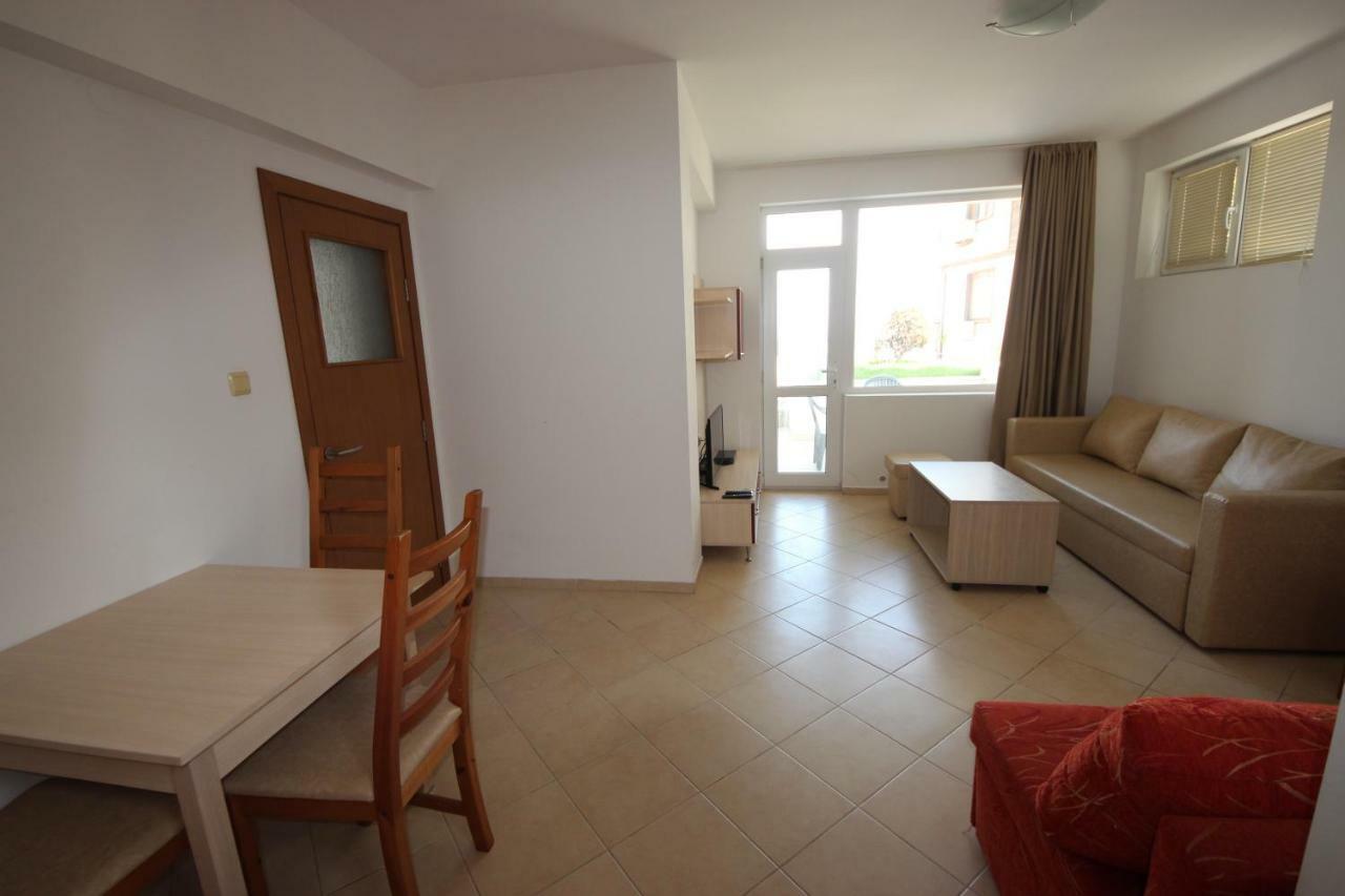 Menada Apolon Apartments Sozopol Extérieur photo